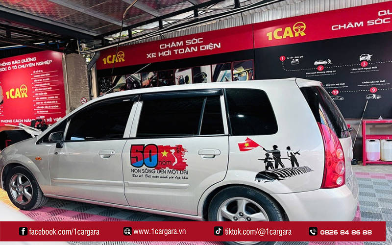 Giá dán decal xe ô tô tại 1CAR GARA cạnh tranh hợp lý