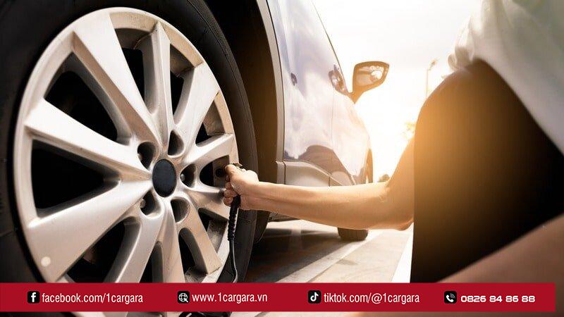 Bơm lốp lưu động 1CAR GARA giúp bạn tiết kiệm thời gian