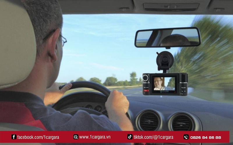 Camera hành trình ô tô ghi lại hành trình và hỗ trợ an toàn