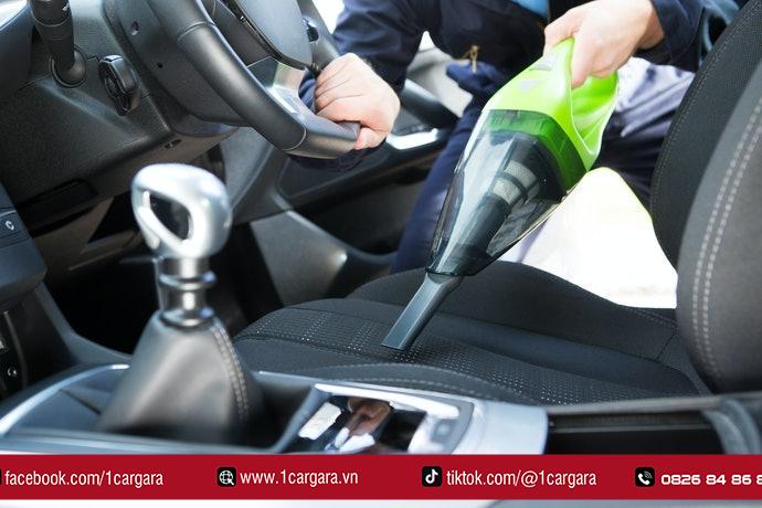 Máy hút bụi ô tô là trợ thủ đắc lực cho xe sạch
