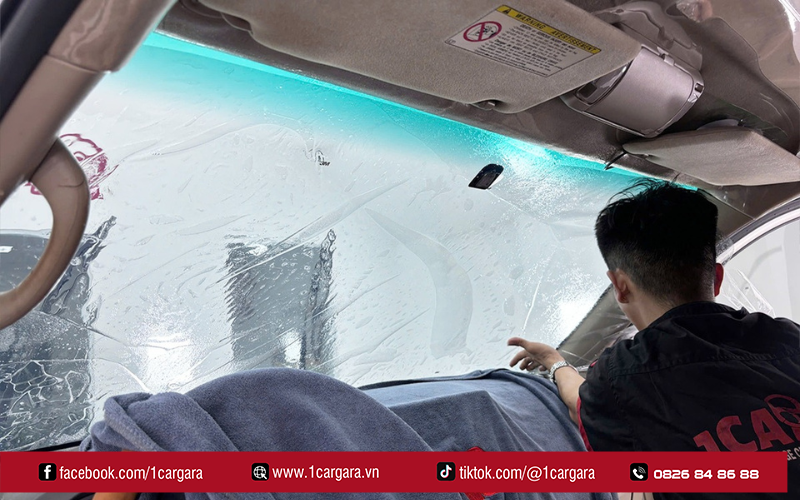 Không gian rộng rãi, phục vụ tận tâm tại 1CAR GARA Nguyễn Xiển