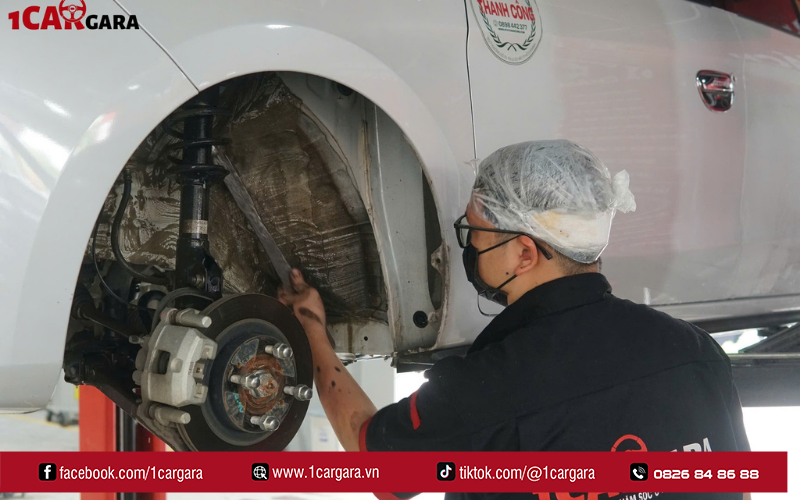 Khóa học sửa ô tô tại 1CAR GARA đầy đủ, thực tế