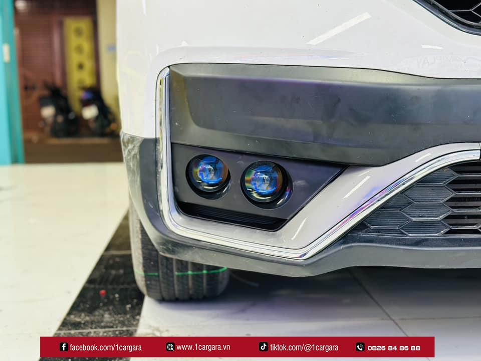Lắp bi gầm ô tô nâng cao độ sáng và an toàn