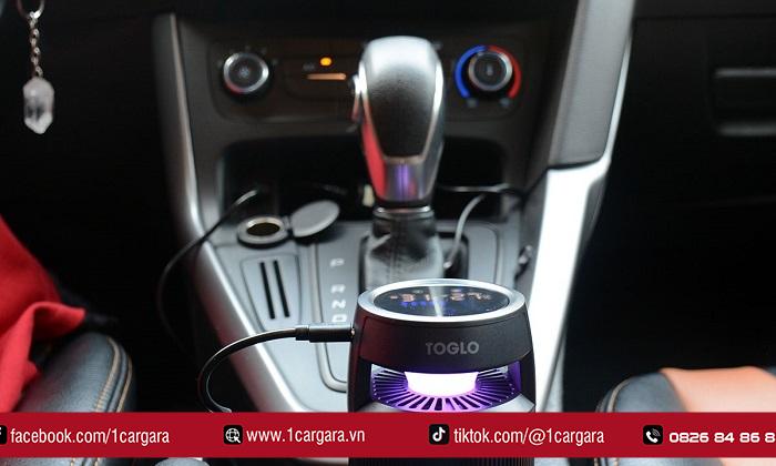 Máy khử mùi ô tô giúp lọc không khí, loại bỏ mùi hôi