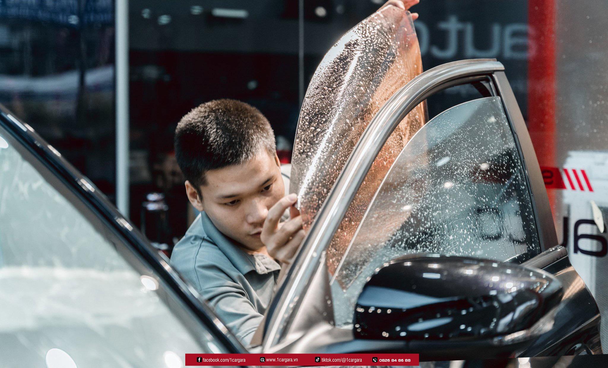 Dán phim cách nhiệt giúp giảm nóng, bảo vệ sức khỏe và nội thất