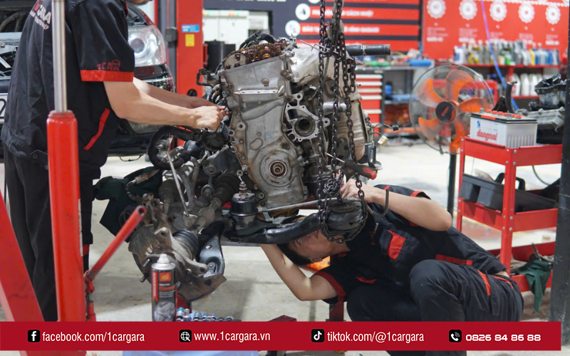 Nhiều bạn trẻ quan tâm khi chọn nghề kỹ thuật ô tô