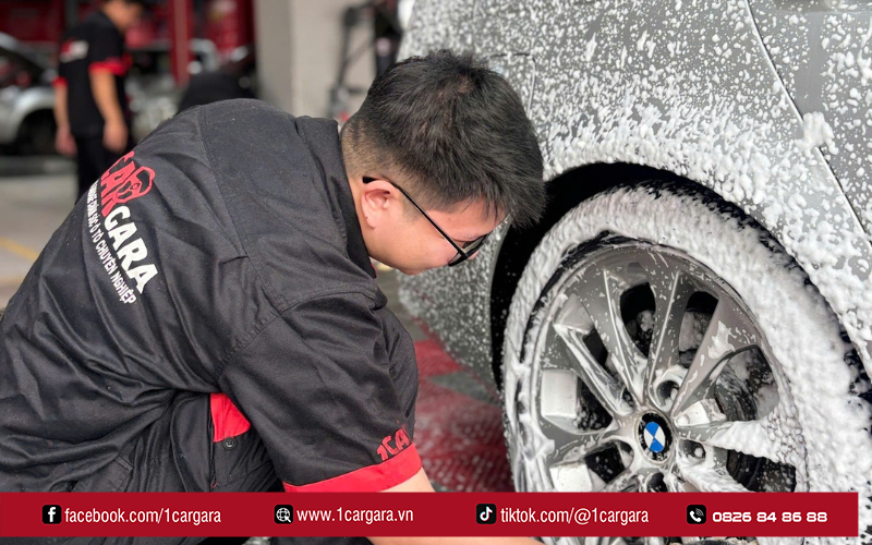 Rửa xe ô tô đúng chuẩn, đúng giá, chuyên nghiệp