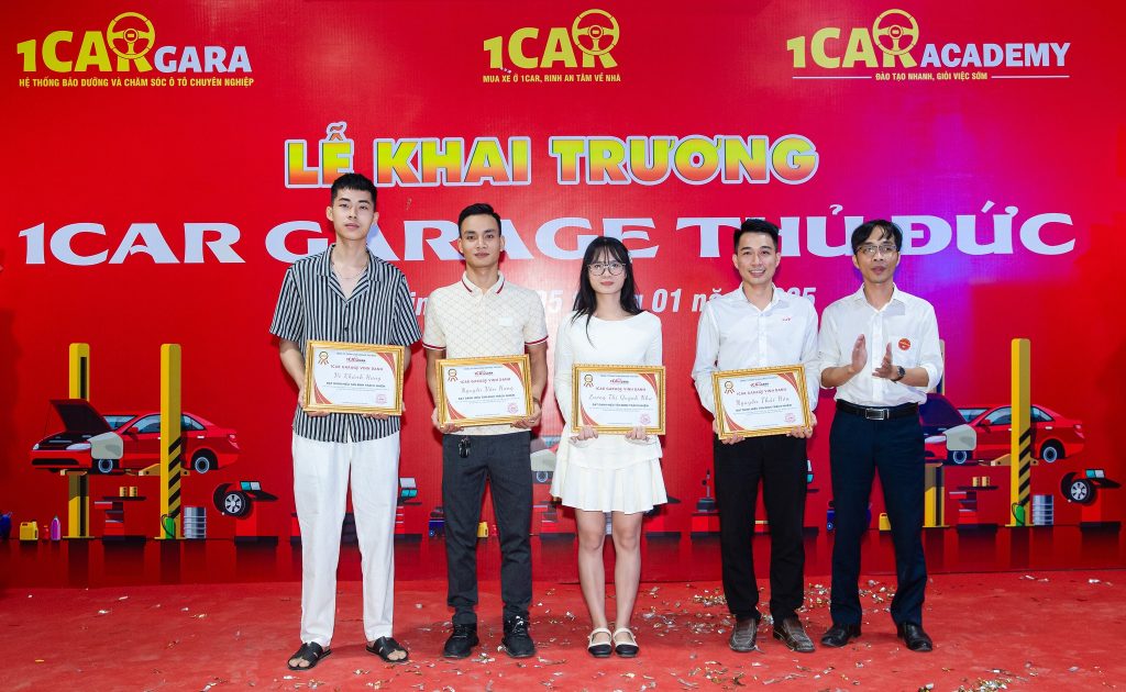 1car thủ đức