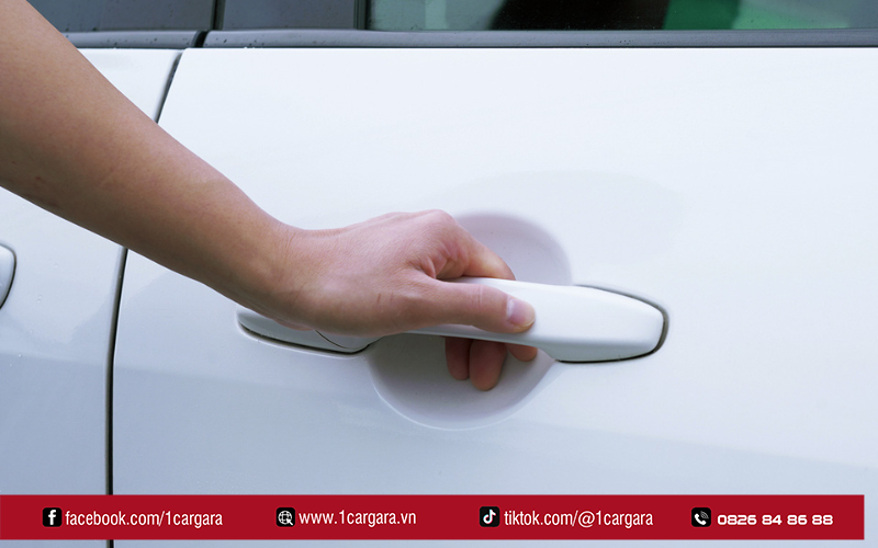 Dịch vụ sửa tay nắm cửa ô tô uy tín, nhanh chóng, giá rẻ