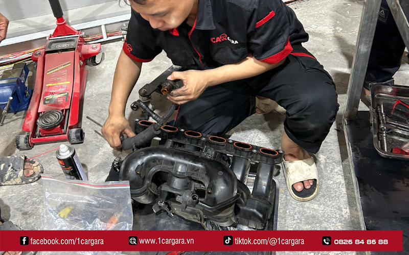 Nhân viên kỹ thuật lành nghề sở hữu kinh nghiệm thực tiễn dày dặn