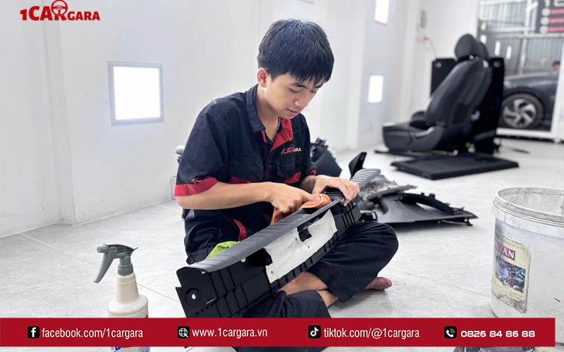 Sửa ghế ô tô uy tín: bọc da, thay mút, chỉnh điện chuẩn