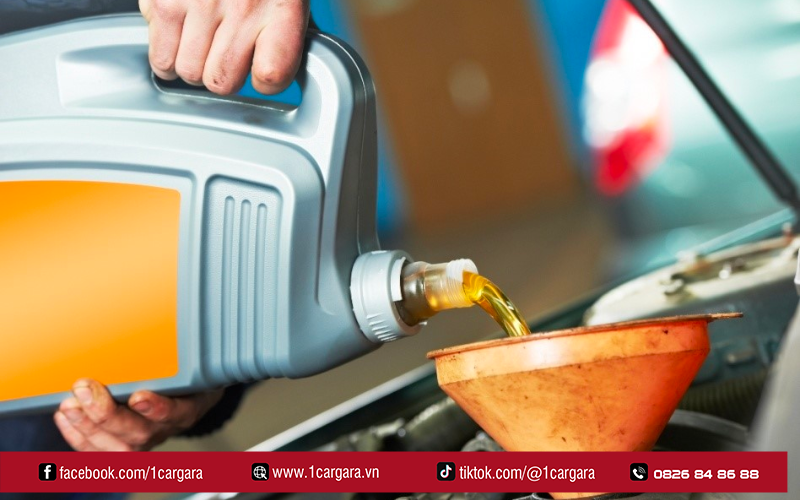Thay dầu nhớt định kỳ giúp động cơ vận hành bền bỉ, êm ái