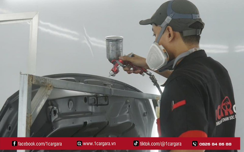 Chi phí sơn dặm ô tô hiện nay phụ thuộc mức hư hỏng