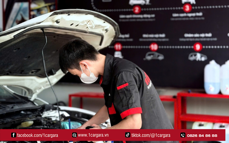 Gara rửa xe ô tô cung cấp rửa, hút bụi, đánh bóng chuyên sâu