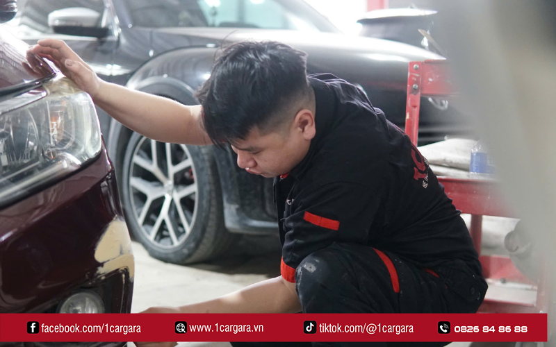 1CAR GARA cung cấp dịch vụ sơn xe chất lượng, uy tín