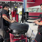 Tìm nơi vá lốp ô tô gần nhất để đảm bảo an toàn