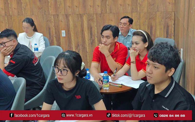 Đội ngũ 1CAR tham gia đào tạo nâng cao tư duy lãnh đạo chuyên nghiệp