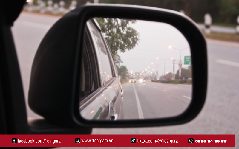 Va quẹt nhẹ có thể làm gương ô tô hỏng chức năng