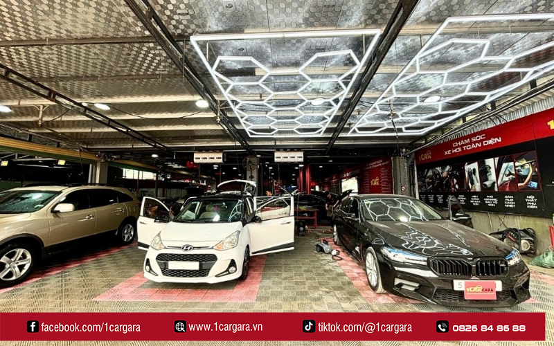 Quy trình thay gạt mưa tại 1CAR GARA nhanh, đúng kỹ thuật