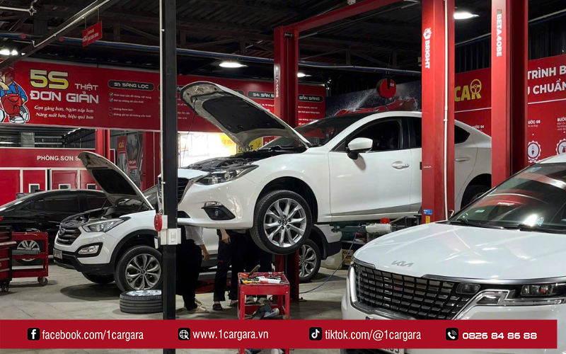 Két nước ô tô có giá khác nhau tùy phân khúc, từ phổ thông đến cao cấp