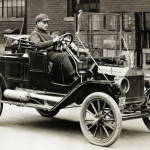 Henry Ford cách mạng sản xuất, đưa ô tô đến mọi gia đình