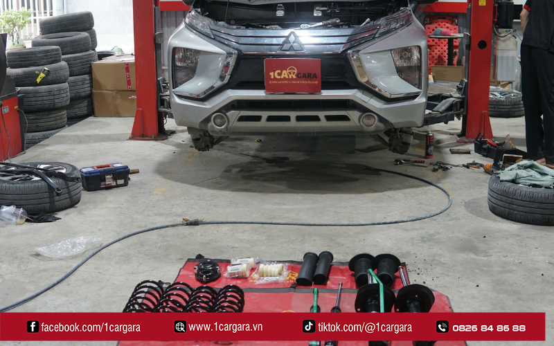 Giảm xóc phục hồi nhanh xuống cấp do linh kiện cũ, độ kín kém
