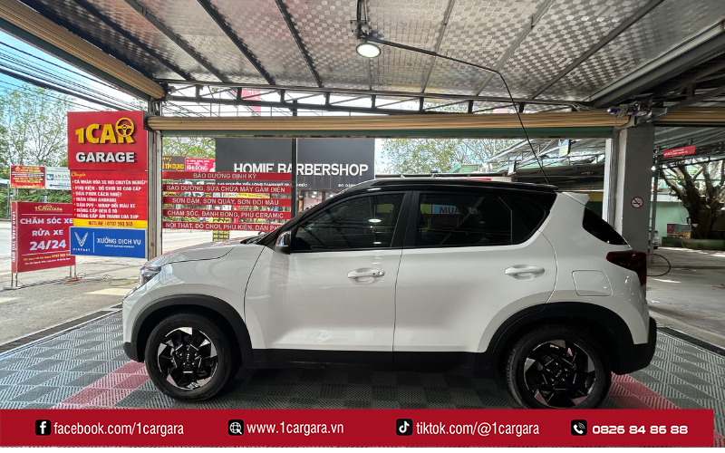 Quy trình rửa xe 24/24 tại 1CAR GARA gồm nhiều bước chuyên nghiệp