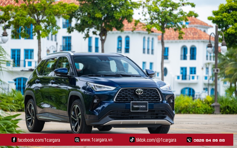 Phiên bản Hybrid giá cao do công nghệ pin, động cơ