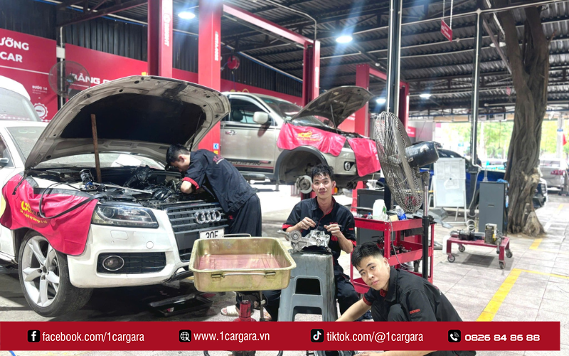 Thay dầu ô tô định kỳ mỗi 5.000–10.000 km giúp động cơ bền bỉ