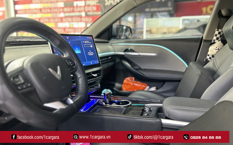 1CAR GARA bảo hành dài hạn, tặng nhiều phụ kiện hấp dẫn