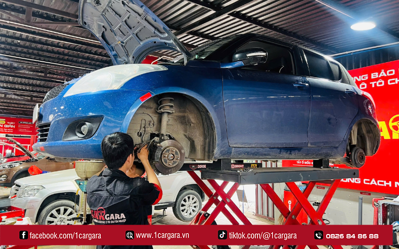 Giá thay má phanh ô tô hiện nay phụ thuộc dòng xe