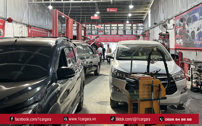 1CAR GARA uy tín, kỹ thuật viên tay nghề cao, tư vấn tận tâm