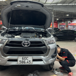 Thay đèn xe giúp tăng sáng, an toàn và thẩm mỹ