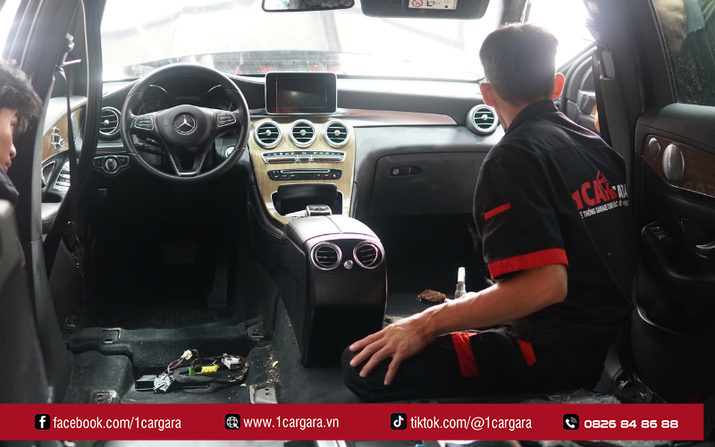 1CAR GARA cung cấp dung dịch chính hãng, chất lượng và an toàn.