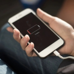 iPhone tự ngắt sạc để bảo vệ pin và thiết bị