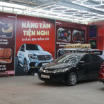 Gạt mưa bị kêu thường do lưỡi chai cứng hoặc kính bẩn