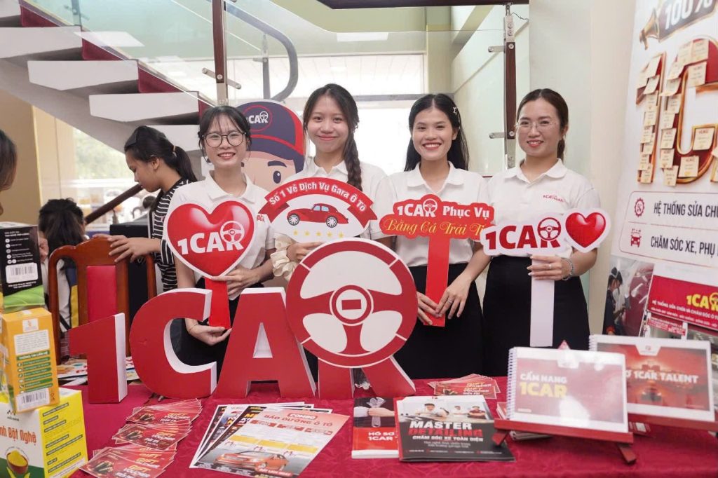gian hàng 1car gara