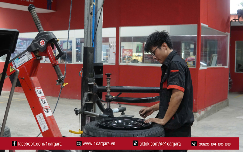 Van cảm biến áp suất lốp giúp lái xe an toàn, tiết kiệm nhiên liệu