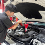 1CAR GARA thay nhớt chuẩn kỹ thuật, kiểm tra xe kỹ lưỡng