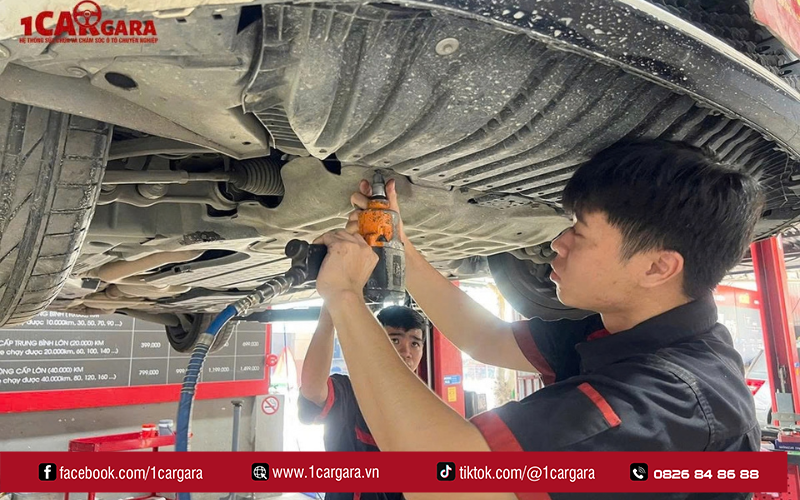 Chi phí phụ thuộc dòng xe, tình trạng hư hỏng và phụ tùng
