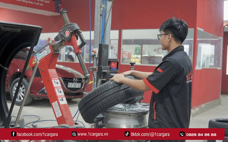 1CAR GARA tư vấn chọn lốp, áp suất và thời điểm thay phù hợp