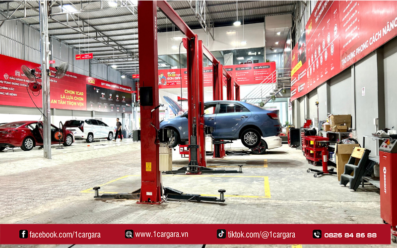 Liên hệ cứu hộ ô tô để kiểm tra, khắc phục sự cố kịp thời